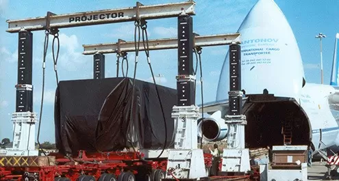 Planning Your Factory Relocation -lifting a generator with hydraulic gantry system